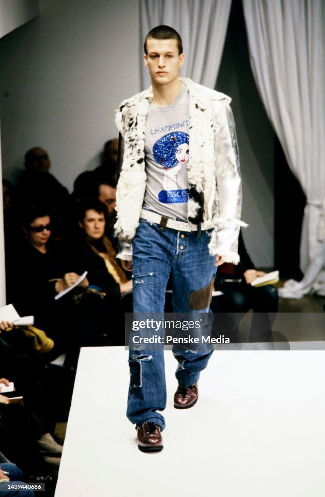 Dolce Gabbana Fall 2000 Men's Ready To Wear Collection Runway