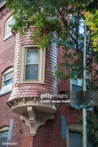 hockley row house corner tower in philadelphia - philadelphia apartment townhouses stock pictures, royalty-free photos & images
