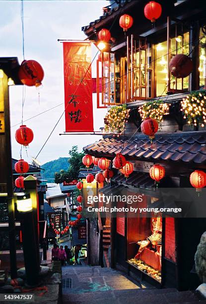 tea house with lanterns - 台北 個照片及圖片檔