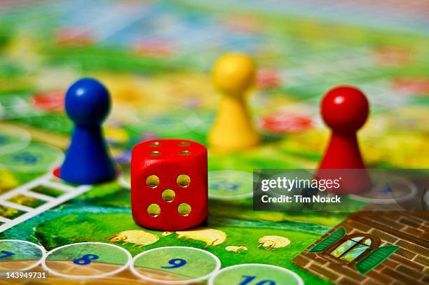 board game - bordspel stockfoto's en -beelden