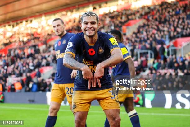 Bruno Guimaraes of Newcastle United celebrates after hc scores a goal to make it 4-1 during the Premier League match between Southampton FC and...