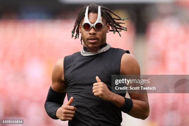 Justin Jefferson of the Minnesota Vikings warms up prior to the game against the Washington Commanders at FedExField on November 06, 2022 in...