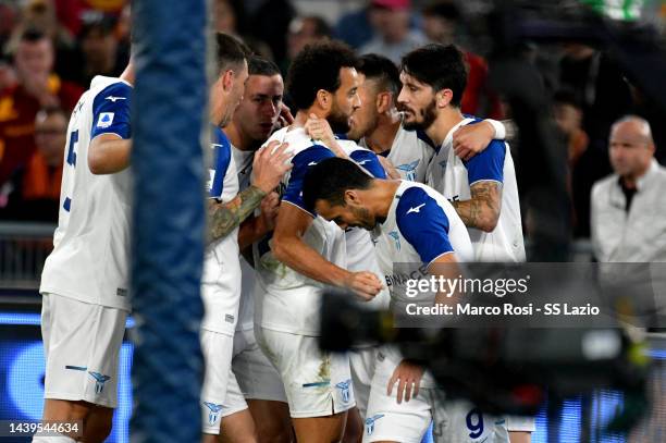 Felipe Anderson of SS Lazio celebrates an opening goal with his team mates during the Serie A match between AS Roma and SS Lazio at Stadio Olimpico...