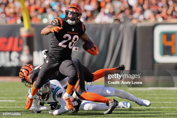 Joe Mixon of the Cincinnati Bengals runs the ball during the first half in the game against the Carolina Panthers at Paycor Stadium on November 06,...