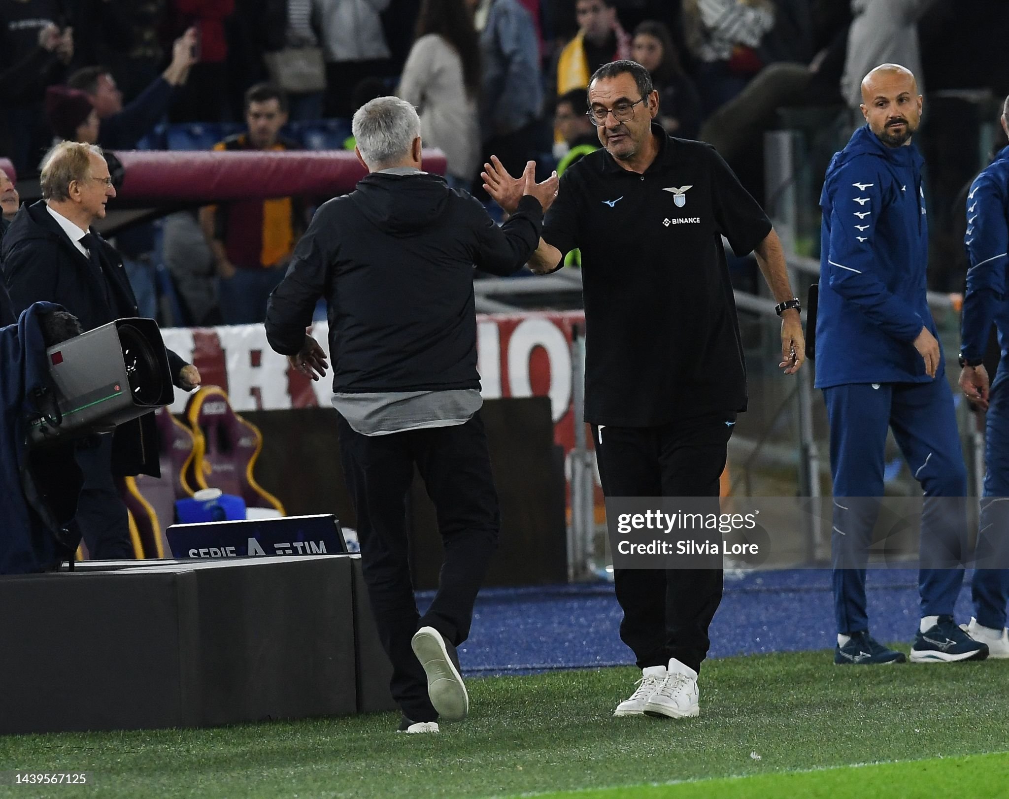 Sarri appears on Mourinho's radar after a jab at Feyenoord press conference