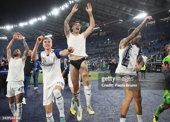 Toma Basic Toma Basic of SS Lazio celebrates victory with team mates after the ...