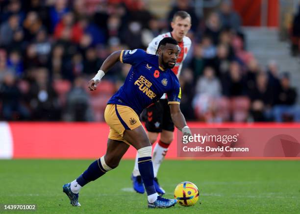 Allan Saint-Maximin of United runs with the ball during the Premier League match between Southampton FC and Newcastle United at Friends Provident St....