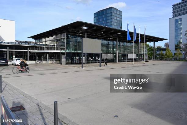 foyer des neuen plenarsaals des deutschen bundestages, bonn, deutschland. - bonn stock-fotos und bilder