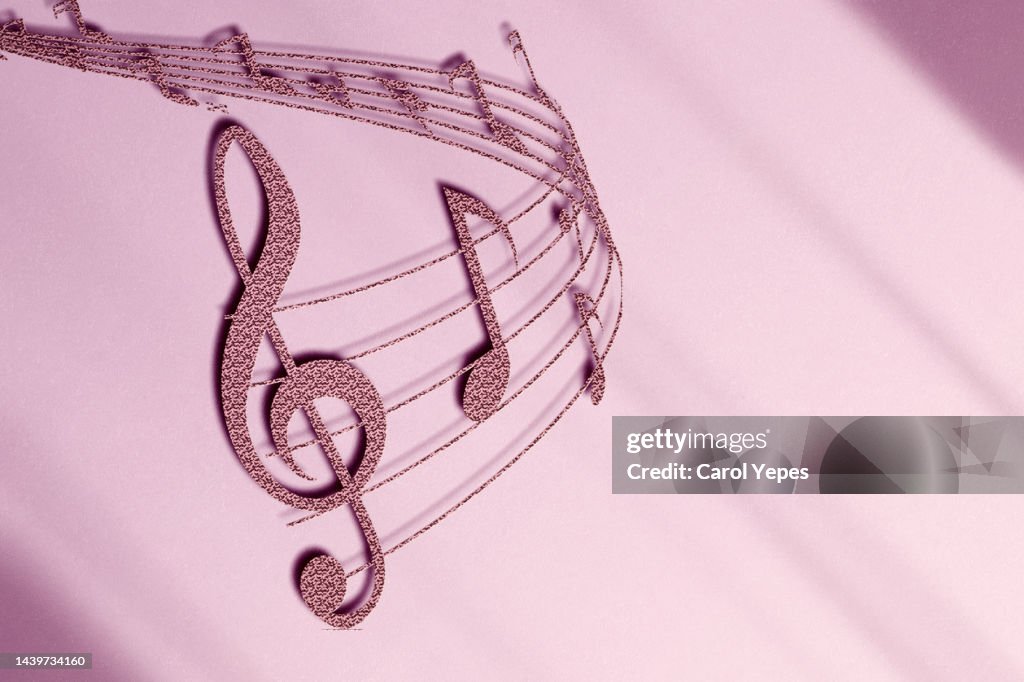 Music notes in pink