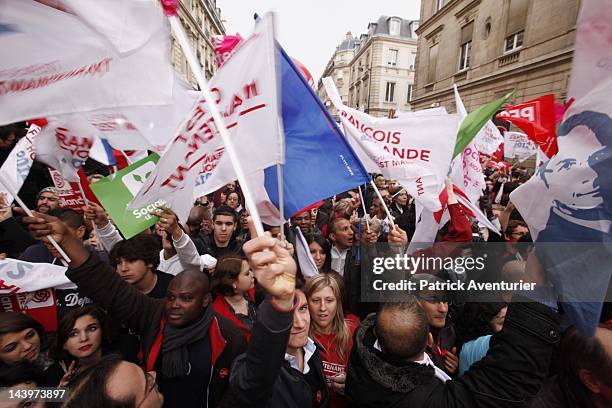 French Reacts to Presidential Election Results in Socialist Party.Socialist Francois Hollande has defeated incumbent president and UMP candidate...