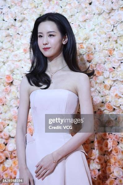 Duling Artist Actress Chen Duling attends Lancome 'Art of Absolue' exhibition on ...