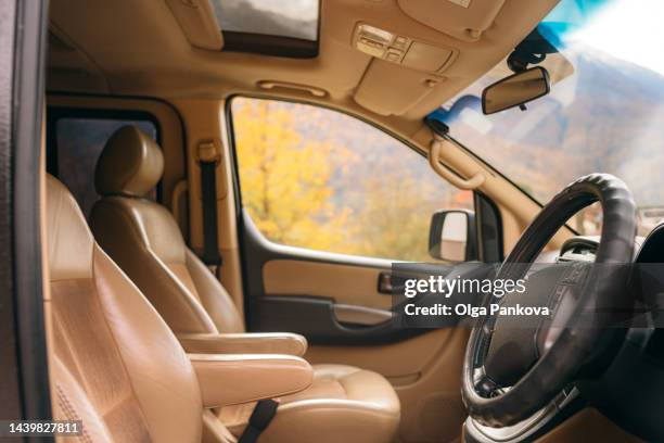 interior of minivan car - auto interieur stockfoto's en -beelden
