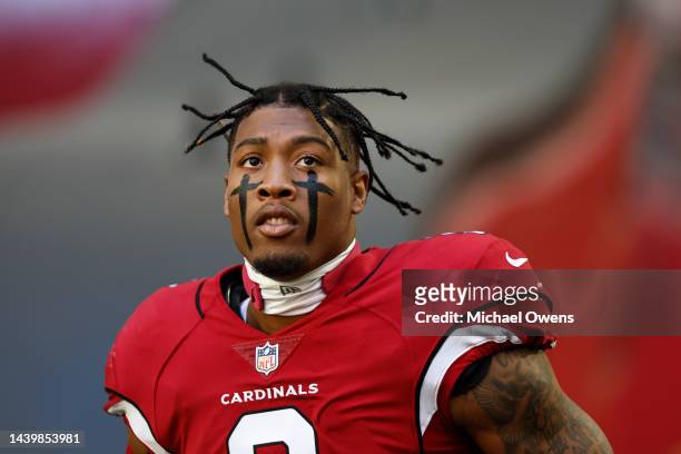 Isaiah Simmons of the Arizona Cardinals looks on as he takes the field prior to an NFL Football game between the Arizona Cardinals and the Seattle...