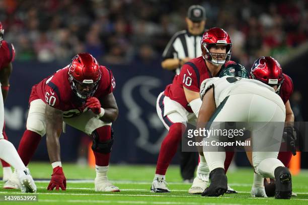 Cann of the Houston Texans gets set against the Philadelphia Eagles at NRG Stadium on November 3, 2022 in Houston, Texas.