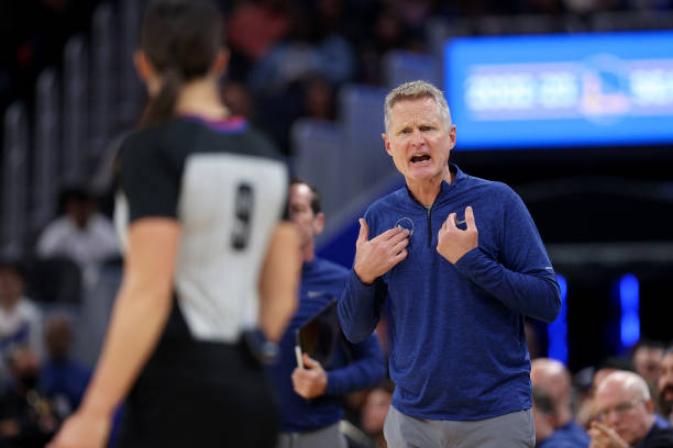 Golden State Warriors head coach Steve Kerr complains to Natalie Sago after he was called for a technical foul against the Sacramento Kings in the...