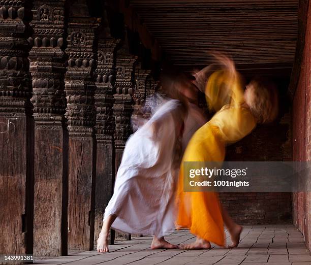 dance in nepal - nepal photos 個照片及圖片檔