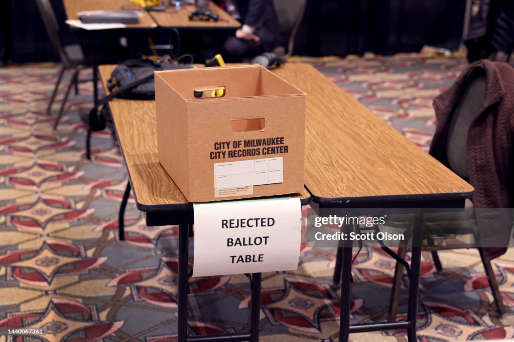 Americans Head To The Polls To Vote In The 2022 Midterm Elections