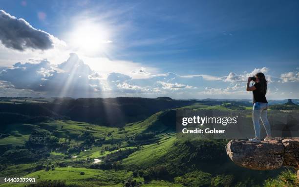 fotografieren der landschaft bei sonnenuntergang, ribeirão claro, bundesstaat parana, brasilien - parana state stock-fotos und bilder