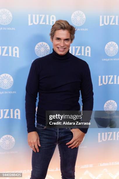 Singer Carlos Baute attends the LUZIA by Cirque Du Soleil photocall on November 08, 2022 in Madrid, Spain.