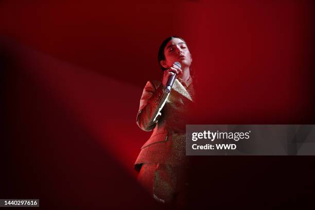 Lorde performs at the 2021 Guggenheim International Gala at Solomon R. Guggenheim Museum in New York, New York on November 17, 2021.