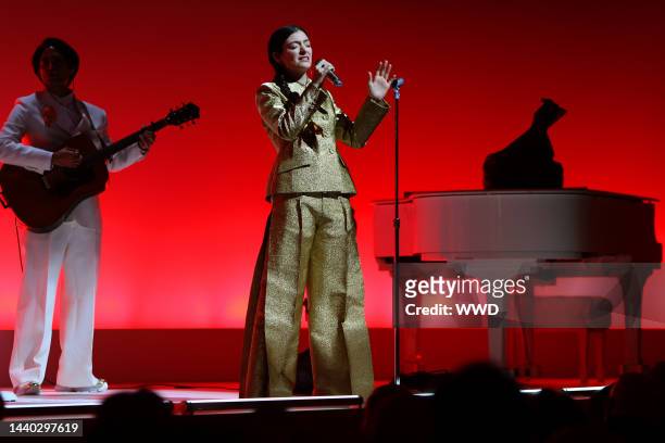 Lorde performs at the 2021 Guggenheim International Gala at Solomon R. Guggenheim Museum in New York, New York on November 17, 2021.