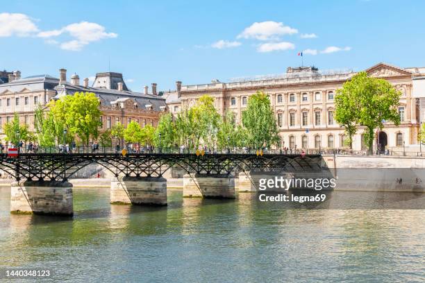 parigi: ponts des arts - île de la cité foto e immagini stock