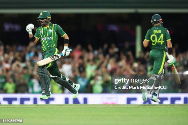 Iftikhar Ahmed of Pakistan celebrates winning the ICC Men's T20 World Cup Semi Final match between New Zealand and Pakistan at Sydney Cricket Ground...