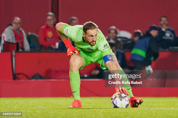 Jan Oblak of Atletico de Madrid looks on during the LaLiga Santander match between RCD Mallorca and Atletico de Madrid at Visit Mallorca Estadi on...