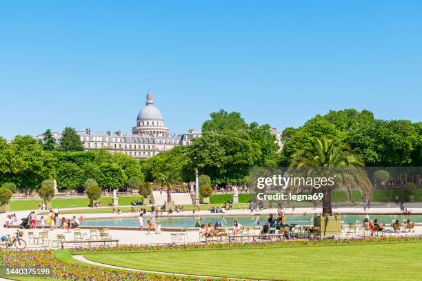 luxembourg garden and panthéon, in paris,. - grand duke henri of luxembourg stockfoto's en -beelden