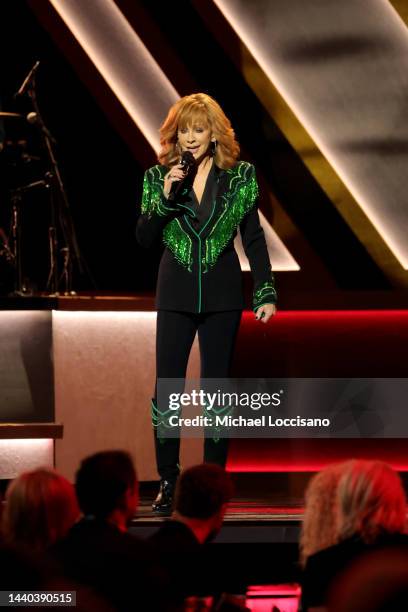 Reba McEntire performs onstage at The 56th Annual CMA Awards at Bridgestone Arena on November 09, 2022 in Nashville, Tennessee.