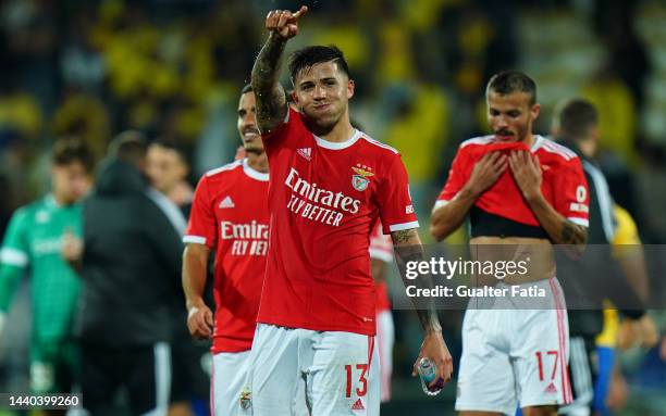 Enzo Fernandez of SL Benfica celebrates the victory at the end of the Portuguese Cup match between GD Estoril Praia and SL Benfica at Estadio Antonio...