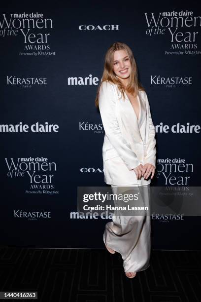 Teagan Croft Photos and Premium High Res Pictures - Getty Images