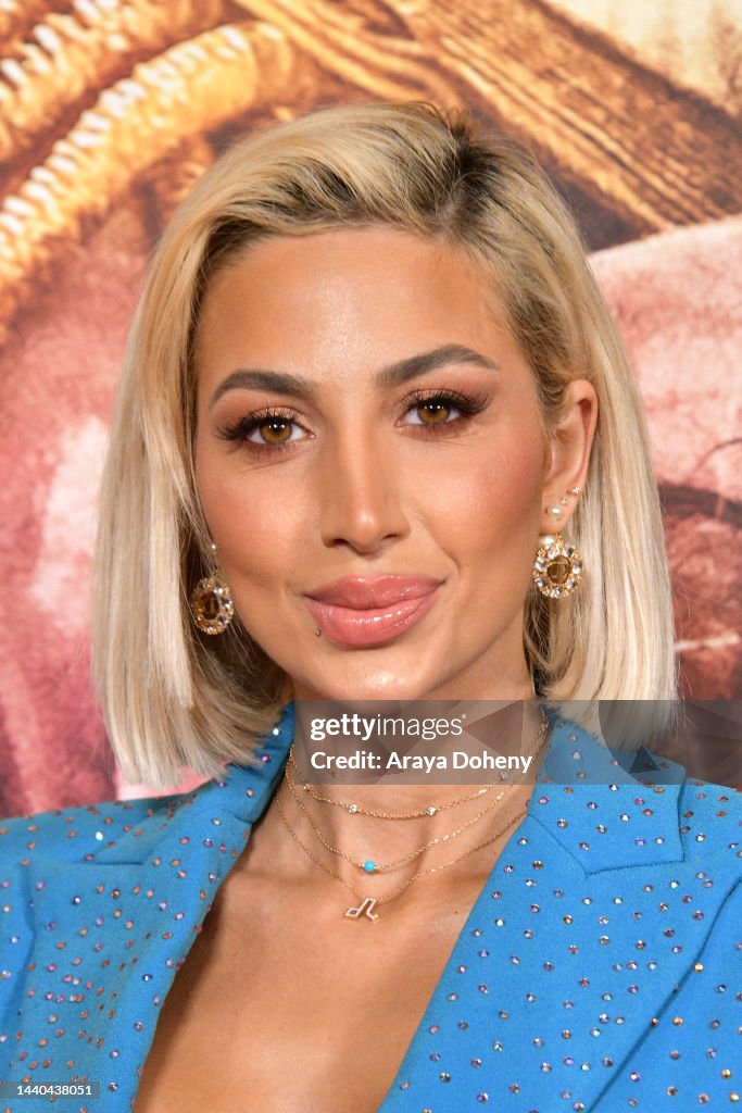 Roz Rivers Roz attends the Los Angeles Premiere of Netflix's