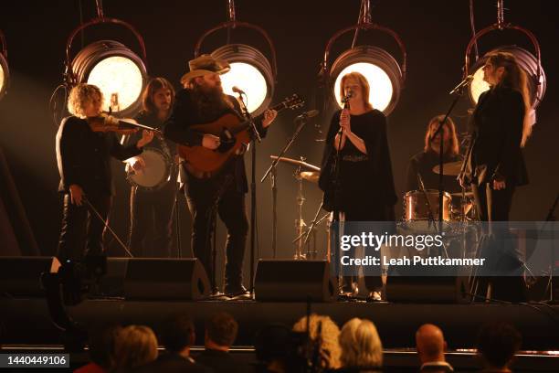 Chris Stapleton and Patty Loveless perform at the 56th Annual CMA Awards at Bridgestone Arena on November 09, 2022 in Nashville, Tennessee.