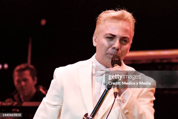 Singer Cristian Castro performing during as part of the 'Tennis Showdown' at Arena Ciudad de Mexico on November 9, 2022 in Mexico City, Mexico.