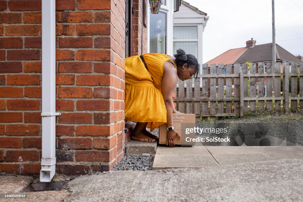 Receiving Her Online Order