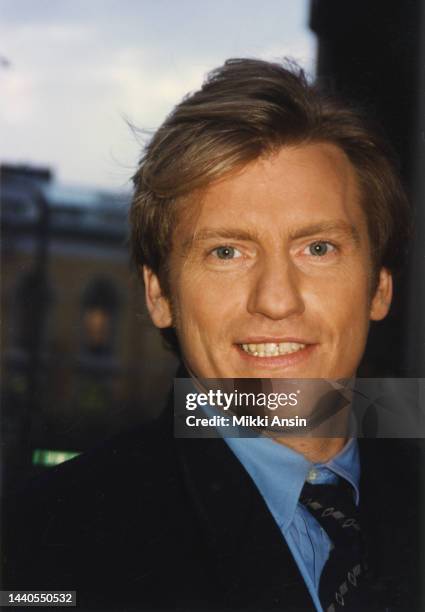 Portrait of American actor Denis Leary as he poses on set during the filming of 'Monument Ave' , Charlestown, Boston, Massachusetts, May 1998.