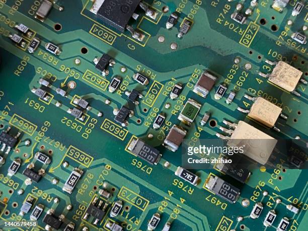 tv circuit board - elettrone foto e immagini stock