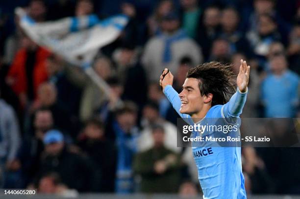 Luka Romero of SS Lazio celebrates a opening goal with his team mates during the Serie A match between SS Lazio and AC Monza at Stadio Olimpico on...