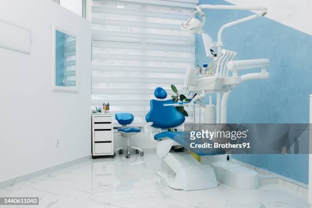 dentist office, empty of people - consultório dentário imagens e fotografias de stock