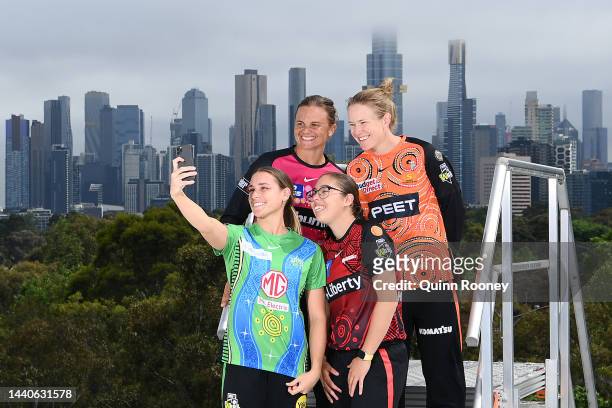 Nicole Faltum of the Melbourne Stars, Suzie Bates of the Sydney Sixers, Ella Hayward of the Melbourne Renegades and Maddy Green of the Perth...