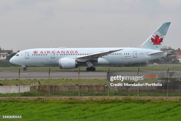 Boeing 787 Dreamliner Air Canada, on the runway, at Leonardo da Vinci airport. Fiumicino , November 9th, 2022