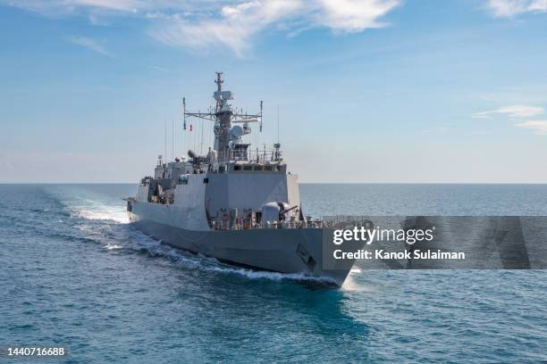 military navy ship view from aerial - kriegsschiff stock-fotos und bilder