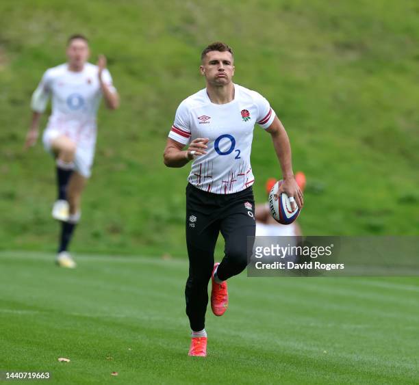 Henry Slade, warms up during the England captain's run at Pennyhill Park on November 11, 2022 in Bagshot, England.