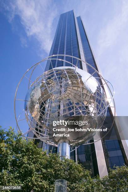 Sculptor of Earth in front of Trump Towers in Manhattan, New York City, New York