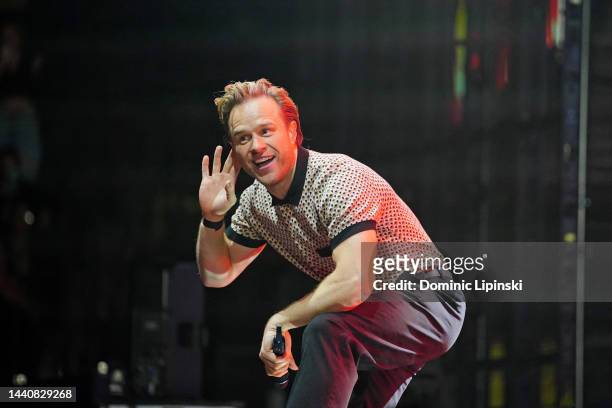Olly Murs performs on stage during HITS Radio Live Manchester at AO Arena on November 11, 2022 in Manchester, England.