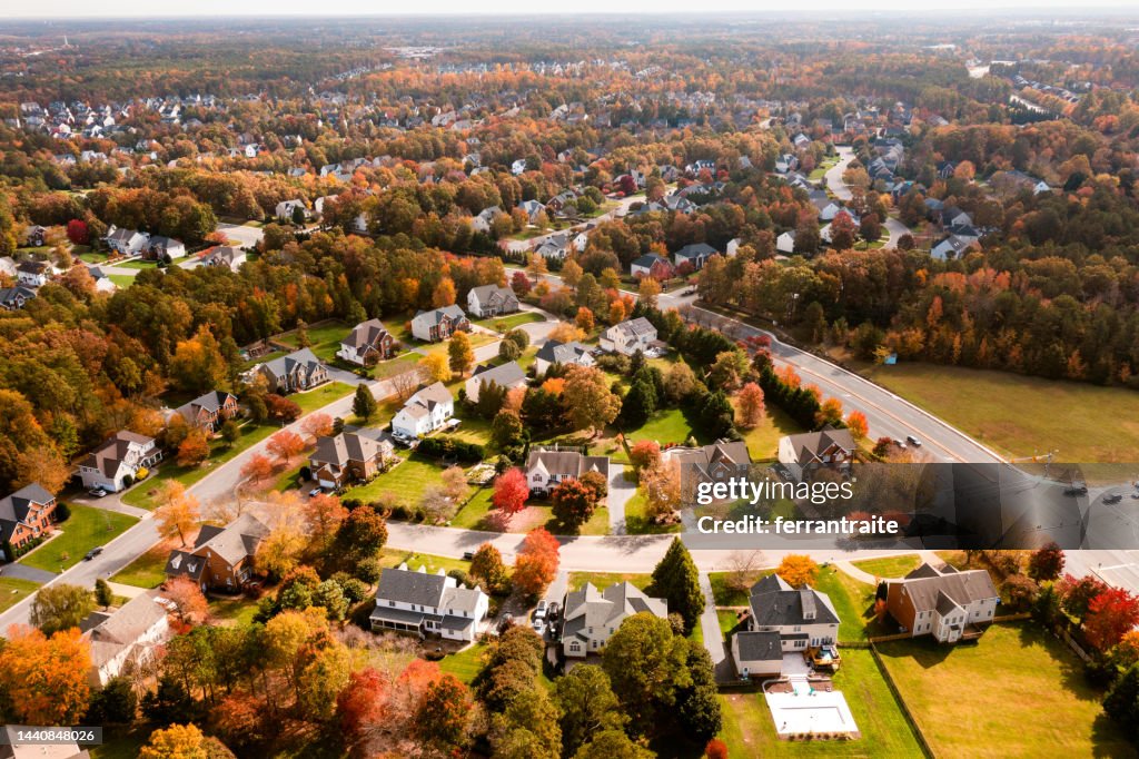 Vista aérea de la expansión suburbana