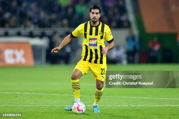 Emre Can of Dortmund runs with the ball during the Bundesliga match between Borussia Mönchengladbach and Borussia Dortmund at Borussia-Park on...