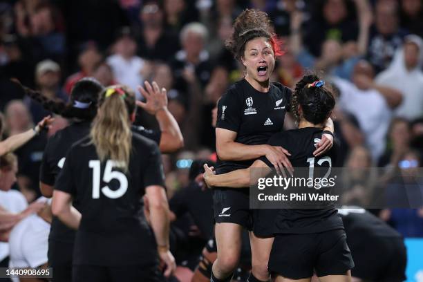 Ruby Tui of New Zealand celebrates winning the Rugby World Cup 2021 Final match between New Zealand and England at Eden Park on November 12 in...