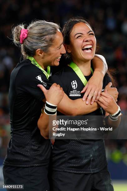 Sarah Hirini and Stacey Fluhler of New Zealand celebrate victory following the Rugby World Cup 2021 Final match between New Zealand and England at...